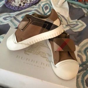 Unisex Burberry Shoes